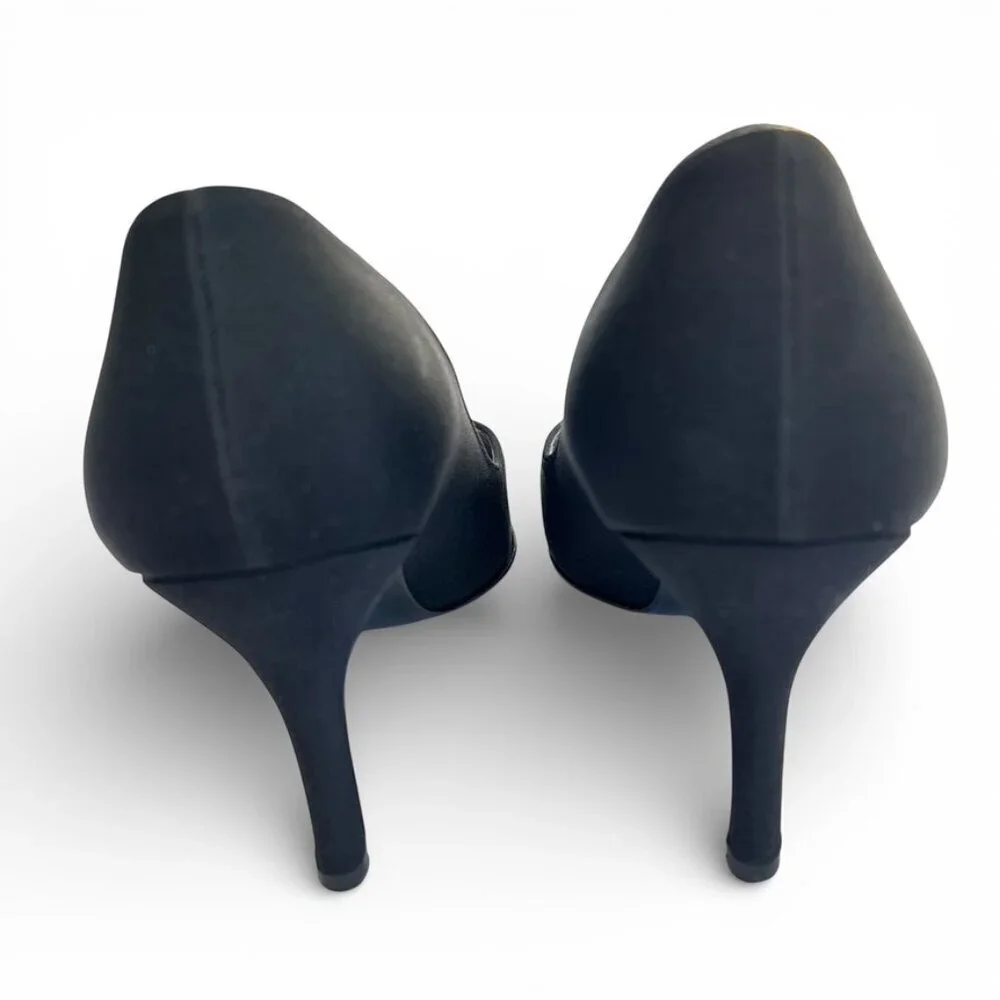 STUART WEITZMAN Vintage Y2K Black Crepe Pointed Toe Pumps 3” Heel Classic